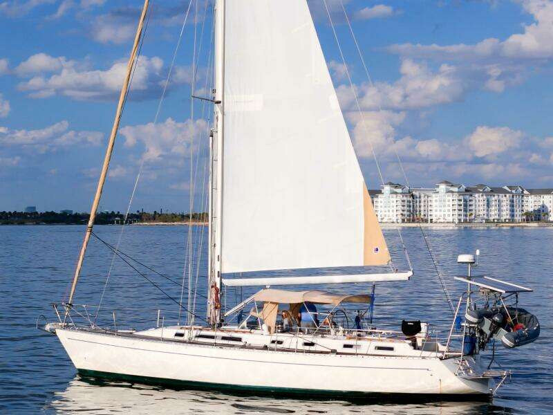 1991 Oyster Lightwave 48