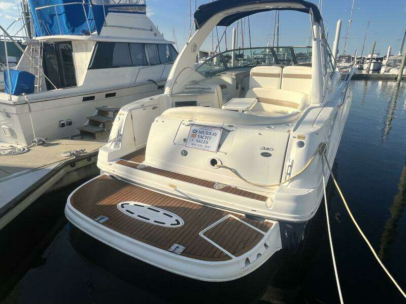 2005 Sea Ray 320 Sundancer