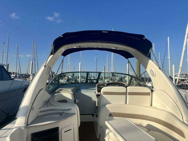 2005 Sea Ray 320 Sundancer