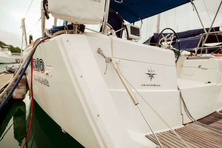 2019 Jeanneau 389 Sun Odyssey