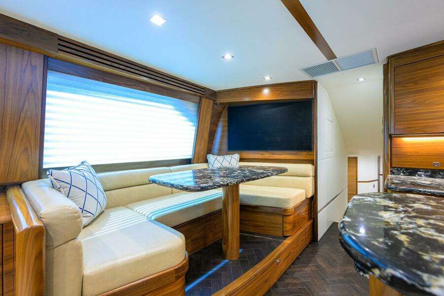 2023 Viking 64 Convertible - Dinette
