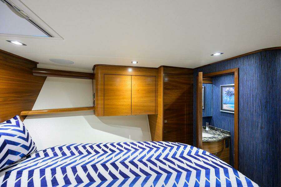 2023 Viking 64 Convertible - Stateroom