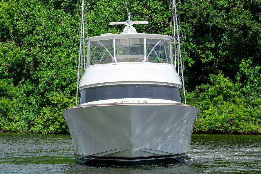 2023 Viking 64 Convertible - Bow Profile