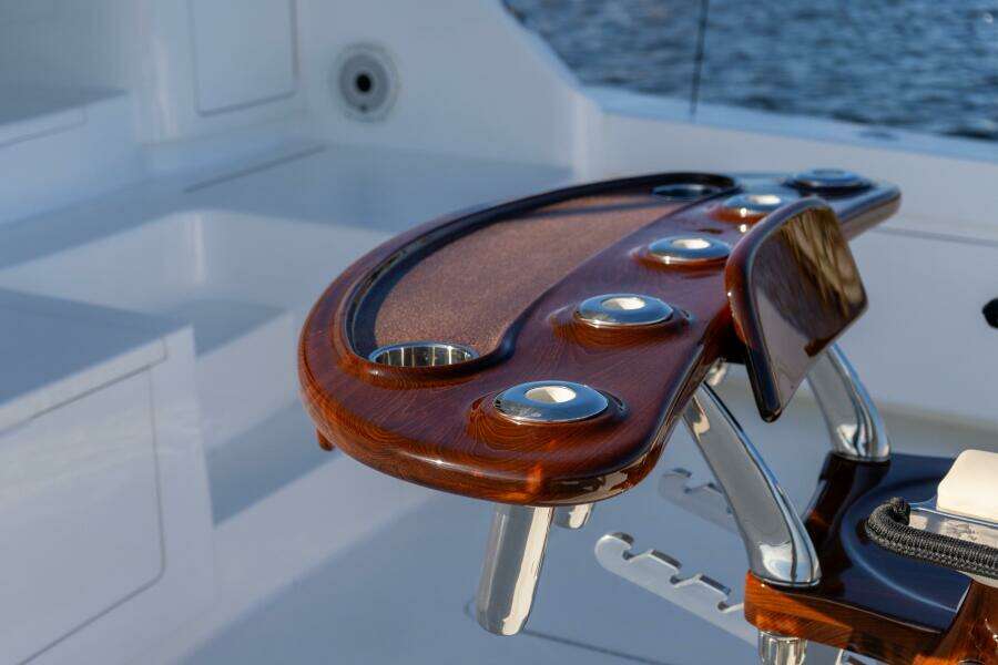 2021 72 Viking EB Our Trade Cockpit (9)