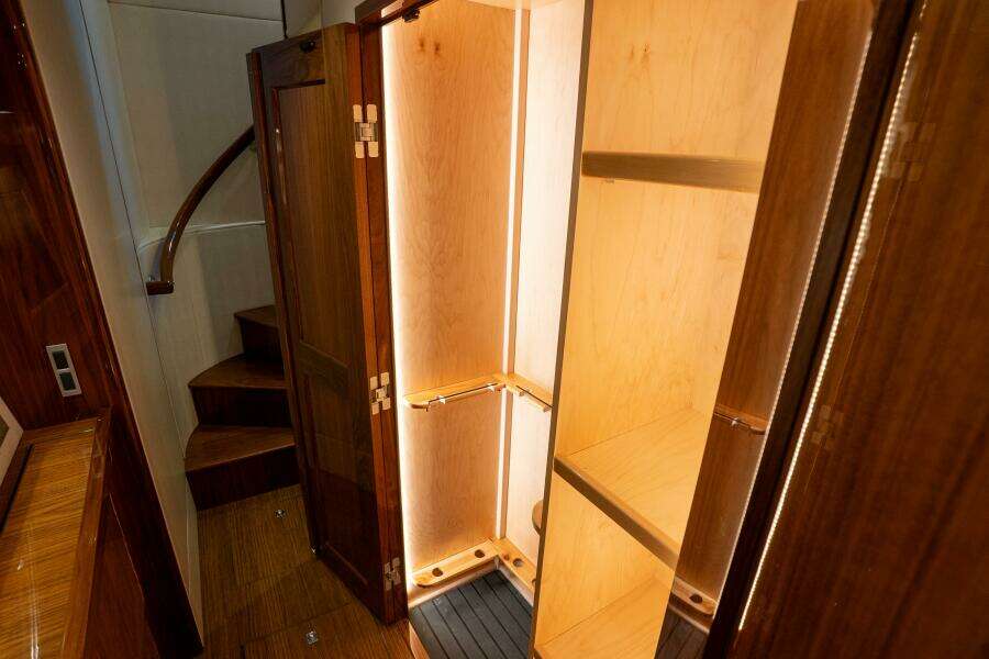 2021 72 Viking EB Our Trade Rod And Tackle Closet (1)