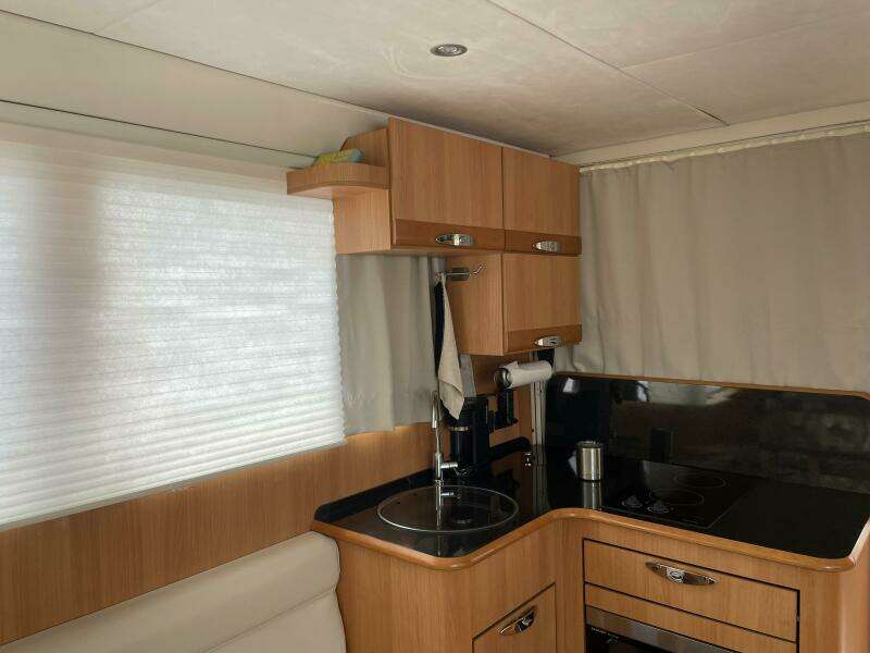 2013 Greenline 33