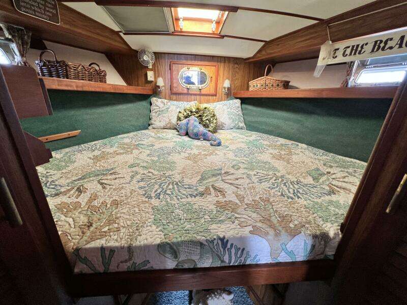 1979 Viking 35 Convertible