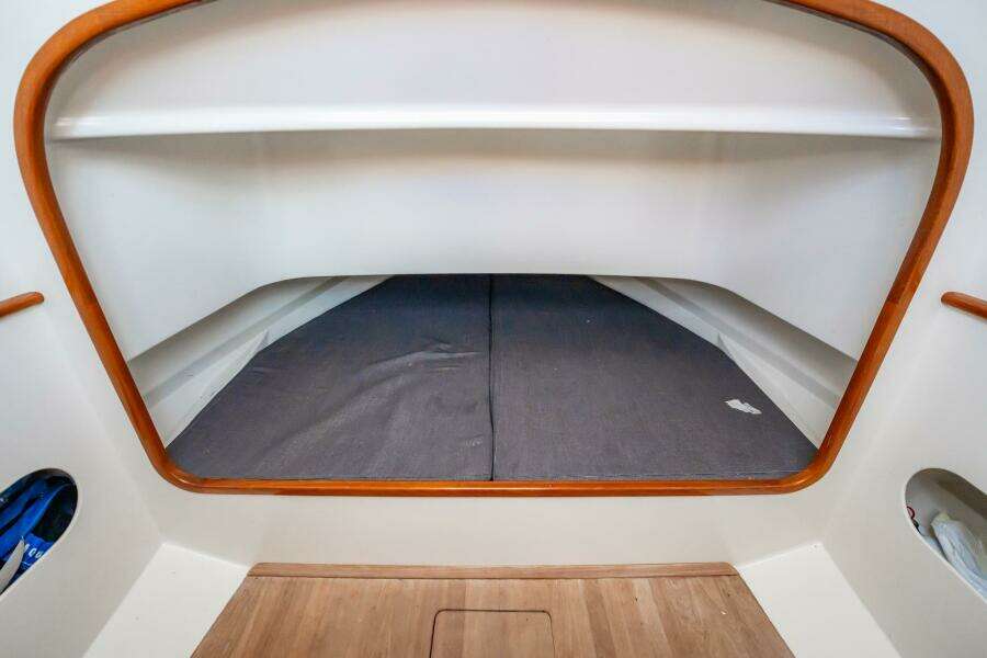 2003 Gamefisherman 34 Express