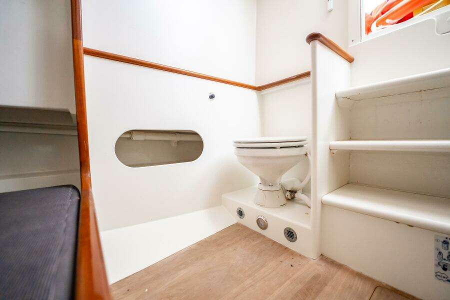 2003 Gamefisherman 34 Express