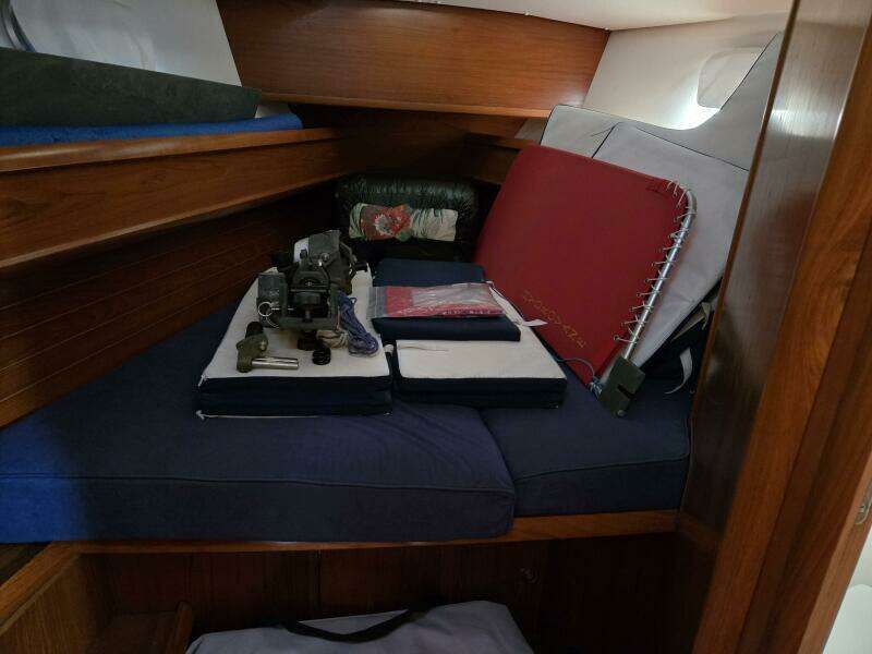 1998 Jeanneau Sun Odyssey 42 Atlantic Cruiser