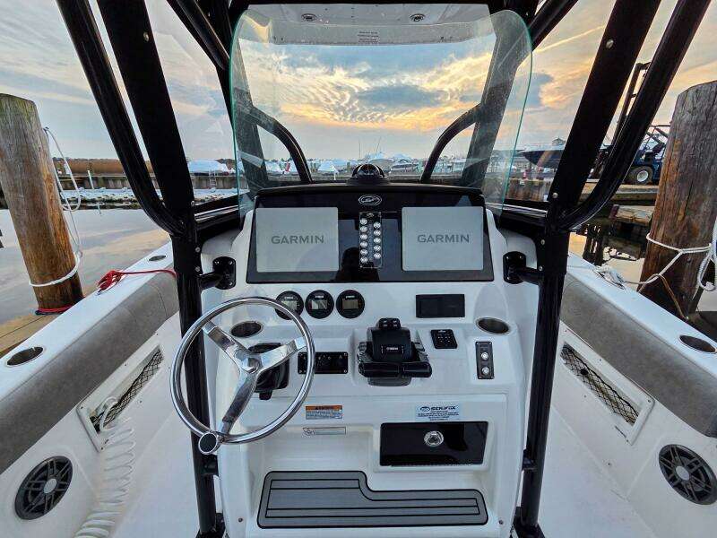 2023 Sea Fox 268 Commander