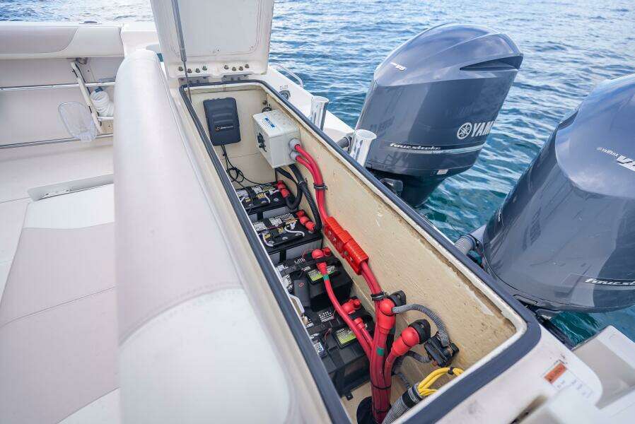 2011 Pursuit S345 Offshore