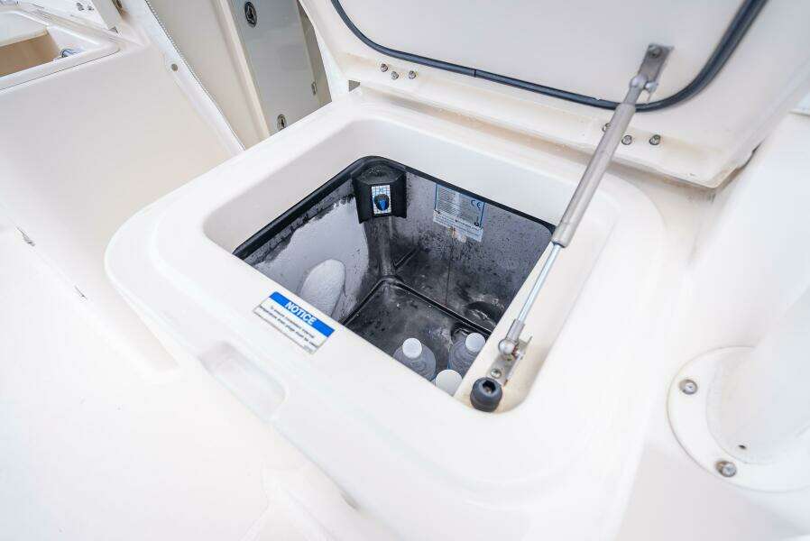 2011 Pursuit S345 Offshore