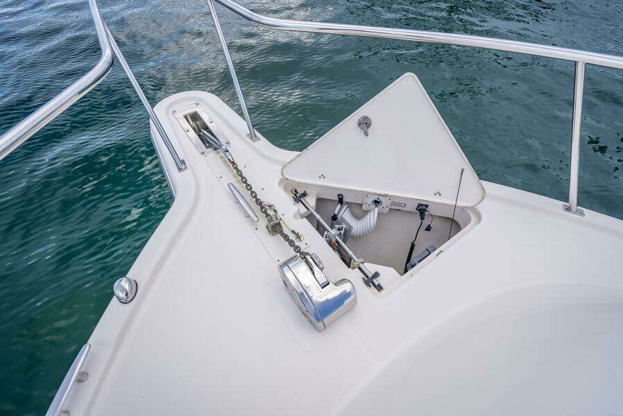 2011 Pursuit S345 Offshore