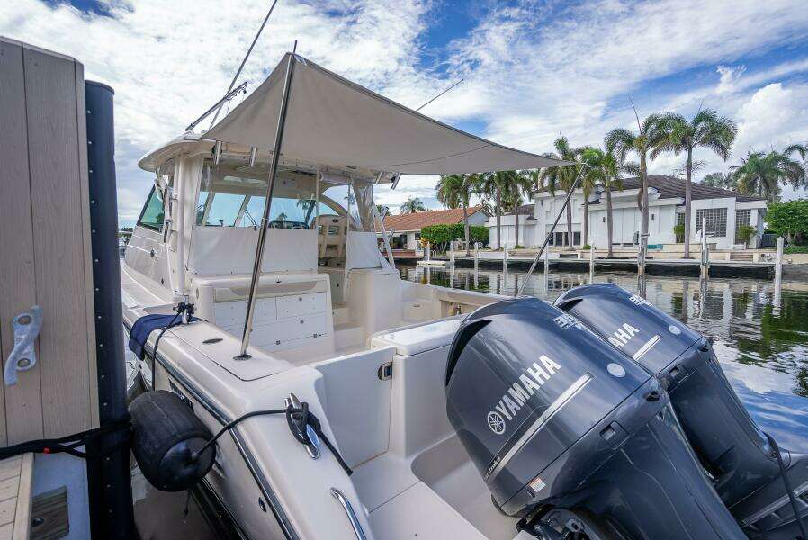 2011 Pursuit S345 Offshore