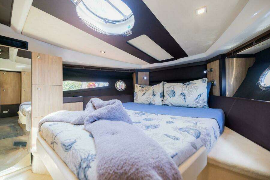 2014 Cranchi M 44 HT