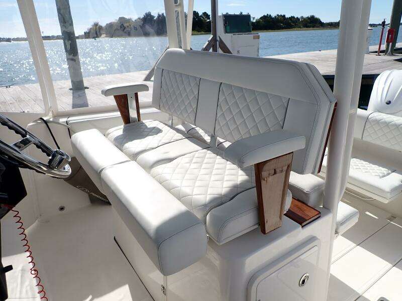 2024 Pursuit S 288 Sport