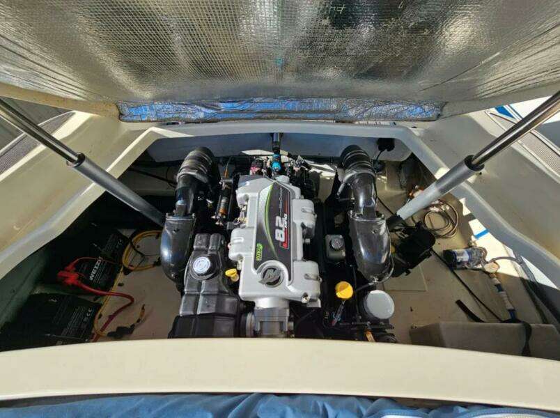 2011 Chris-Craft 25 Launch