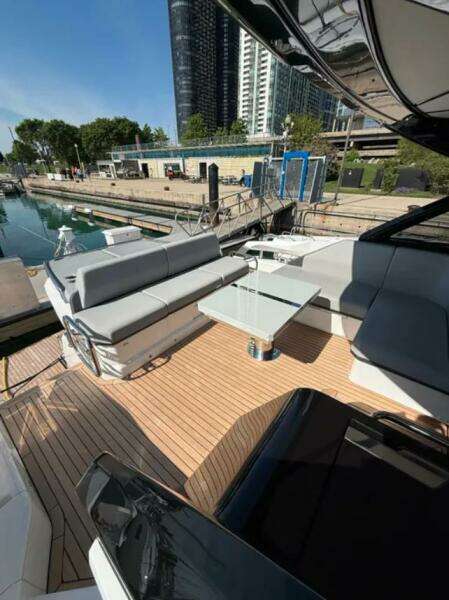 2025 Sunseeker 55 Predator