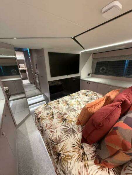 2025 Sunseeker 55 Predator