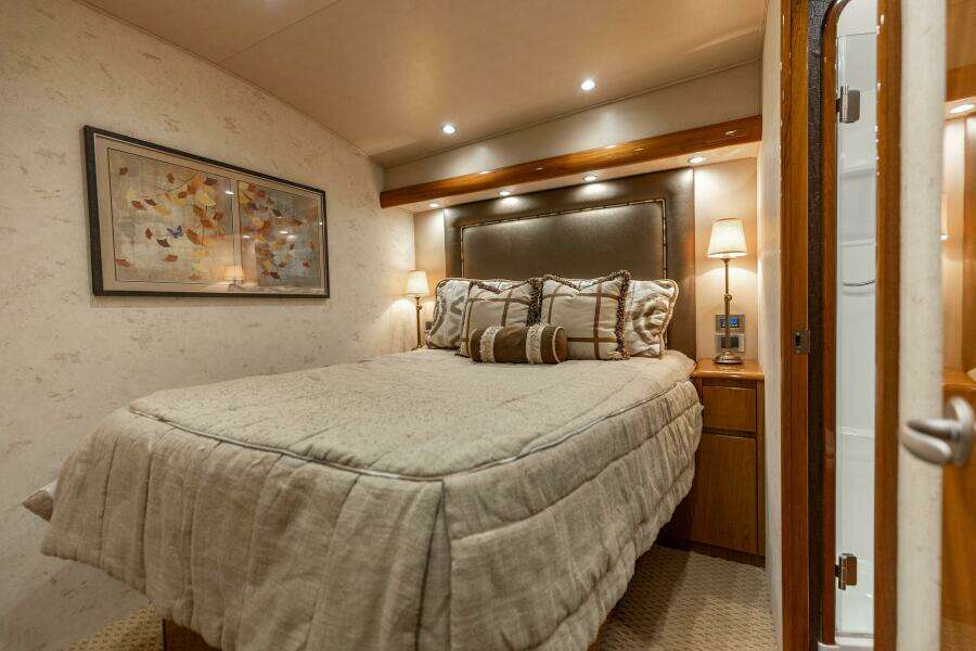 2013 Viking 76 Convertible- REEL FIRE- Port VIP Stateroom