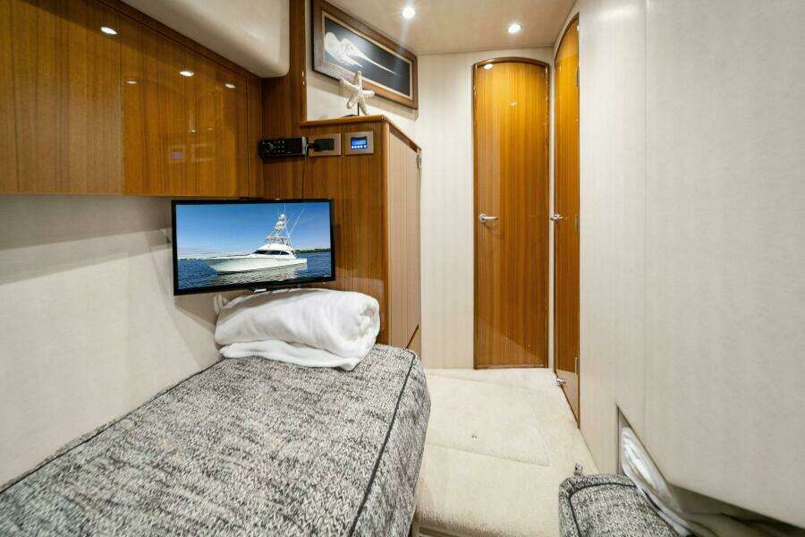 2016 Viking 55 Convertible DONE PICKIN