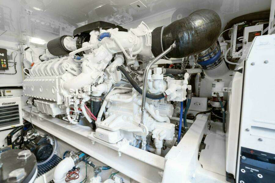 2016 Viking 55 Convertible DONE PICKIN