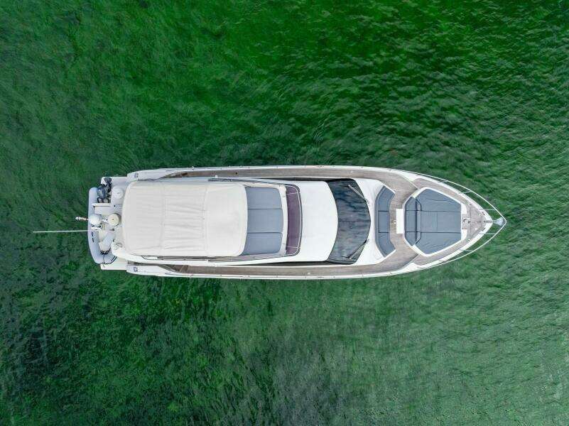 2018 Ferretti Yachts 800