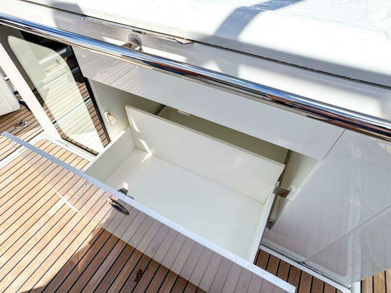 2025 Wellcraft 38 Explorer