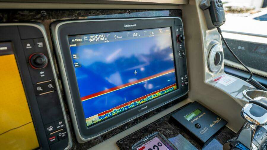 2013 Sea Ray 610 SUNDANCER