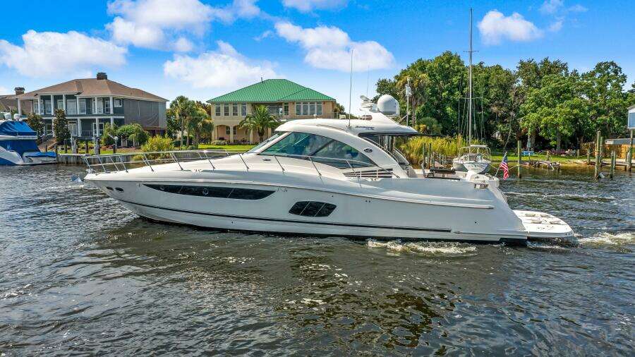 2013 Sea Ray 610 SUNDANCER