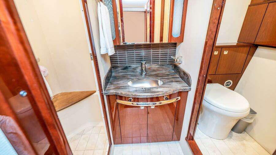 2013 Sea Ray 610 SUNDANCER