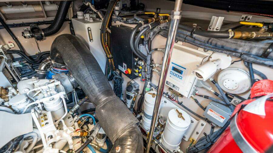 2013 Sea Ray 610 SUNDANCER