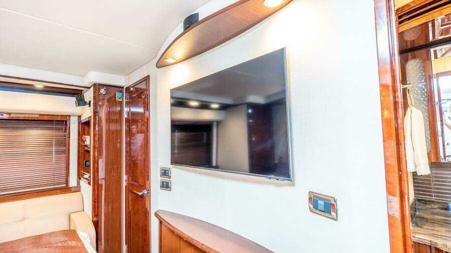 2013 Sea Ray 610 SUNDANCER