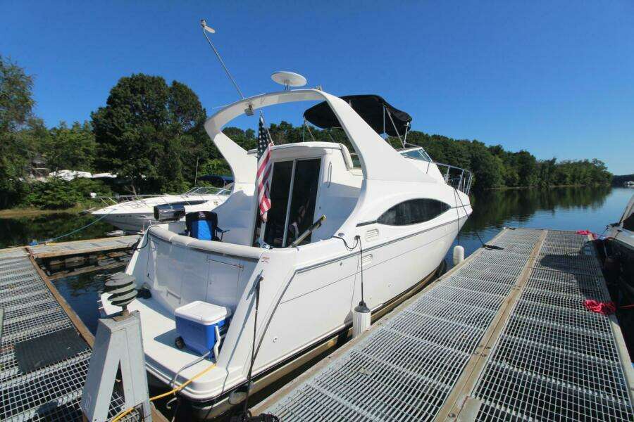 2001 Carver 350 Mariner