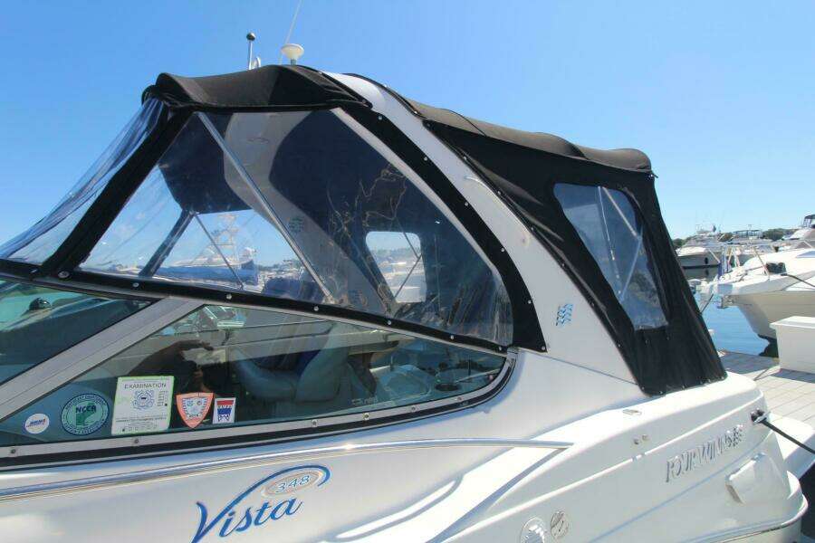 2004 Four Winns 348 Vista