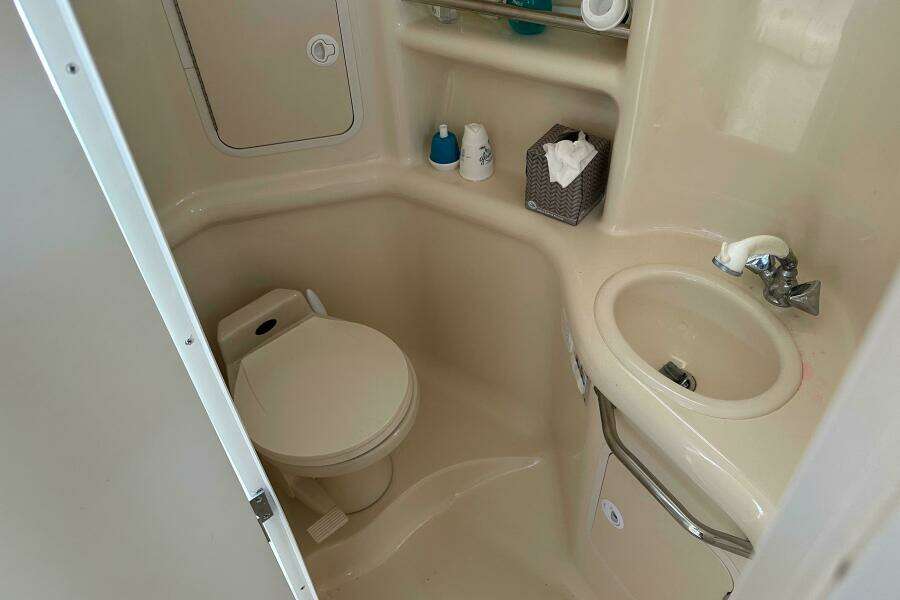 1999 Sea Ray 310 Sundancer