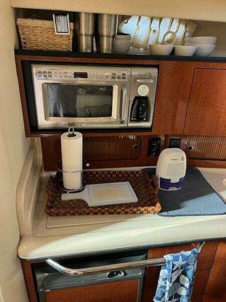 2005 Sea Ray 320 Sundancer