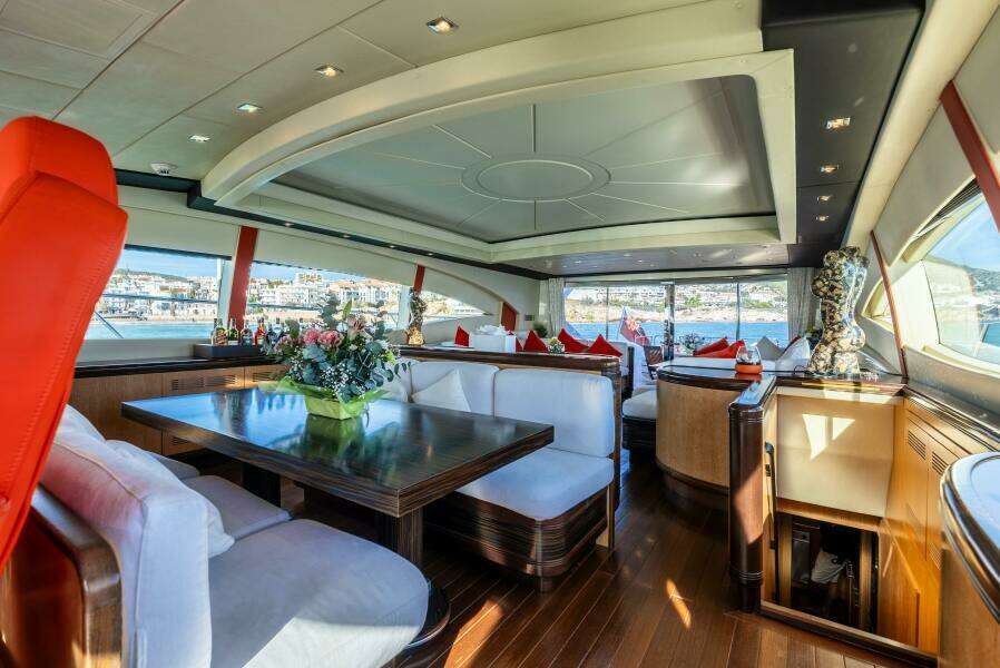 2008 Overmarine Mangusta 108