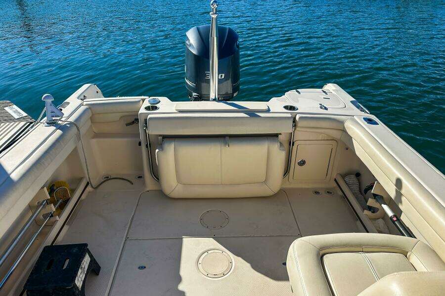 2016 Grady-White 255 Freedom