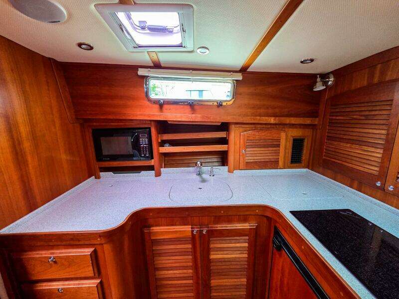2008 Sabre 34 Express