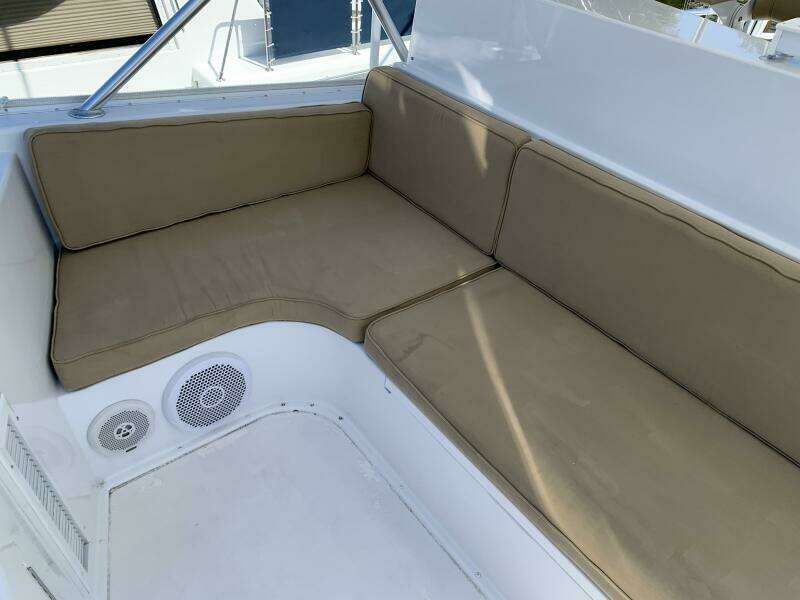 2000 Viking 50 Convertible Sportfish