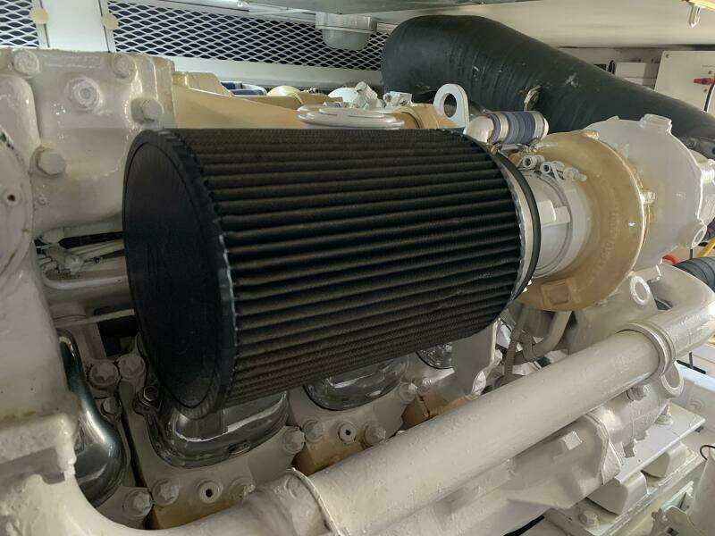 2000 Viking 50 Convertible Sportfish