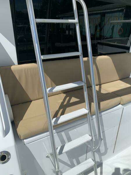 2000 Viking 50 Convertible Sportfish