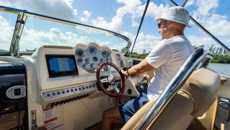 2017 Chris-Craft Corsair Heritage Edition