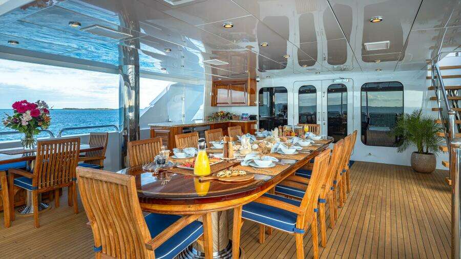 Bridge Deck Aft Dining