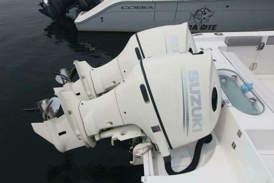 2020 Sea Pro 259 Center Console