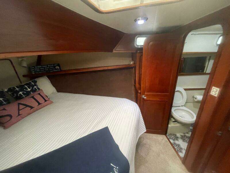 1987 Gulfstar 44 MY
