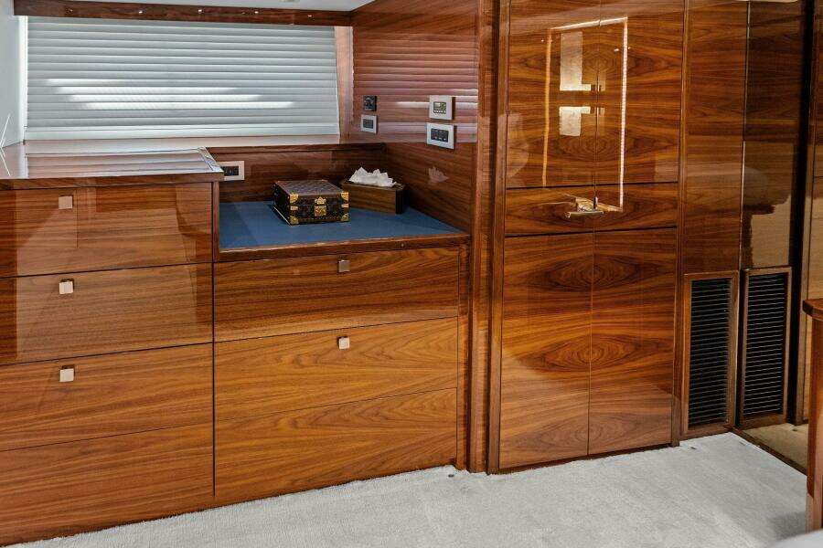 2026 Viking 82 Convertible- TEAM HARVEY I- Master Stateroom