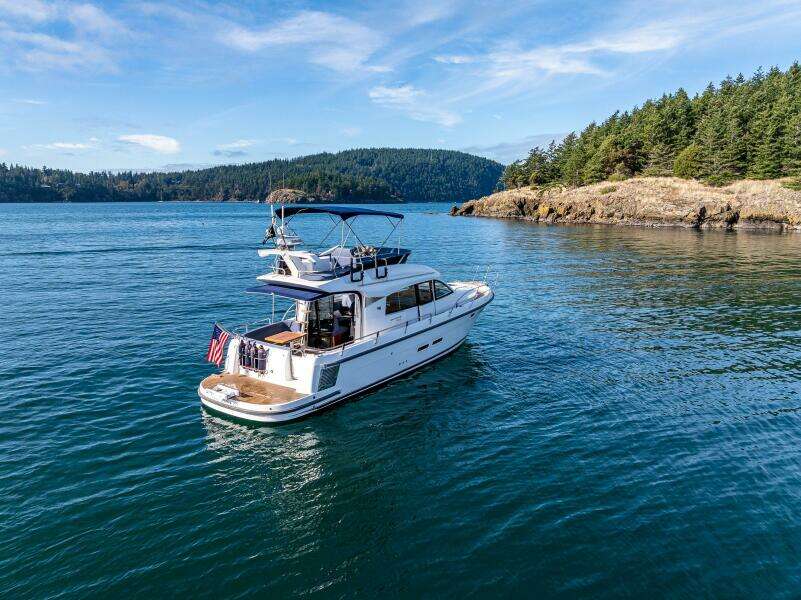 2023 Nimbus 405 Flybridge